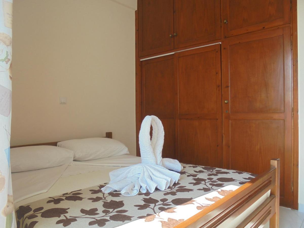 Апартаменты Kostas Family House Като-Ассос Экстерьер фото
