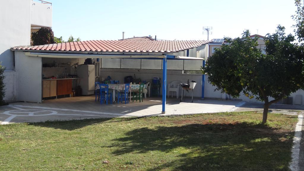 Апартаменты Kostas Family House Като-Ассос Экстерьер фото