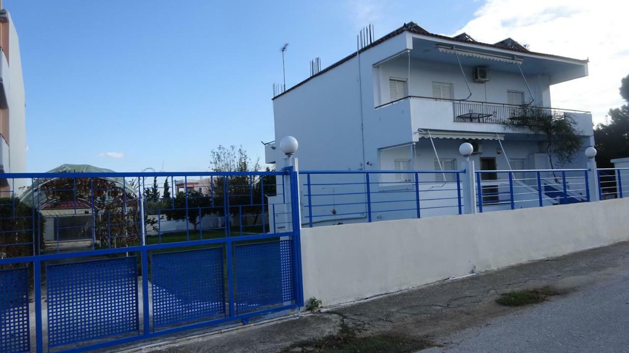 Апартаменты Kostas Family House Като-Ассос Экстерьер фото