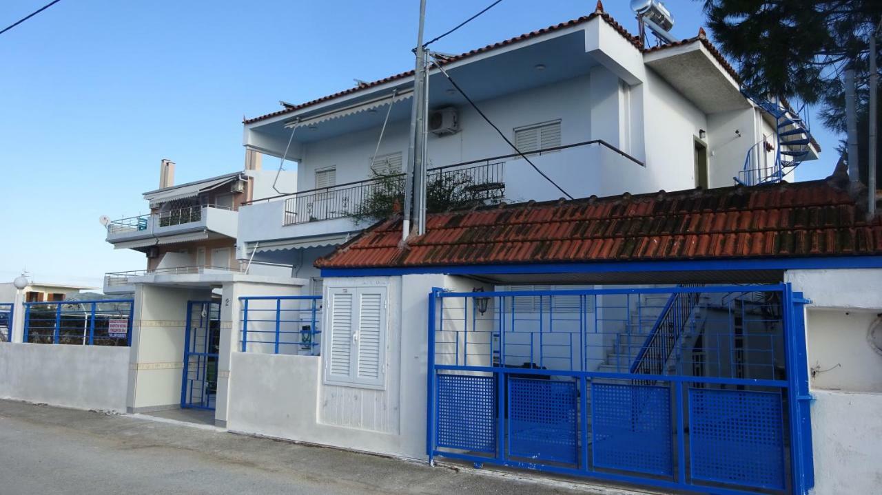 Апартаменты Kostas Family House Като-Ассос Экстерьер фото